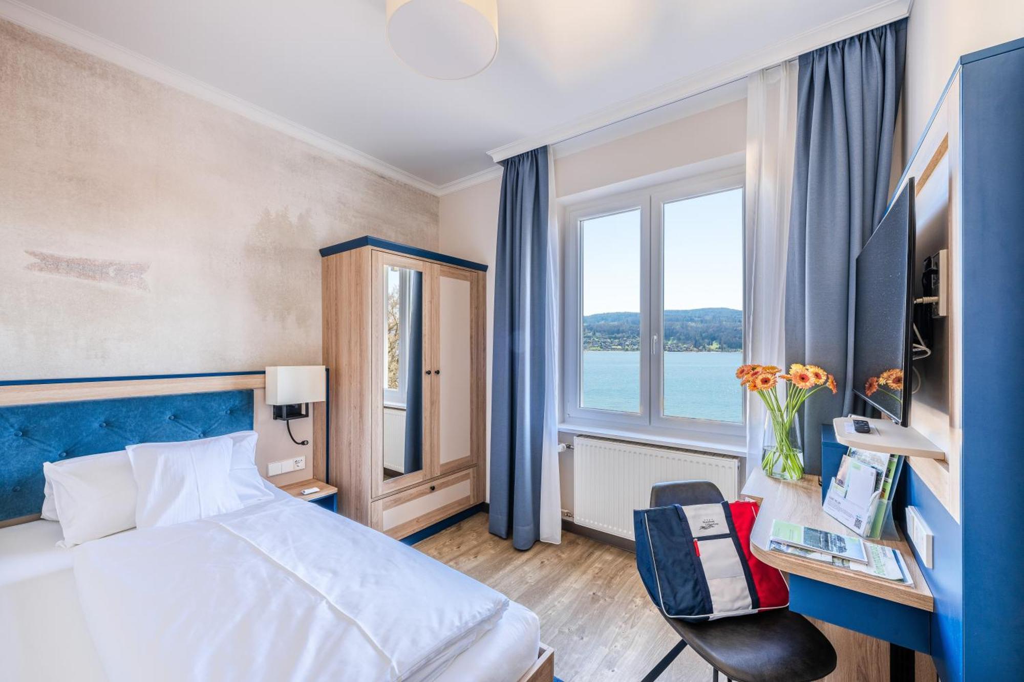 Strandhotel Loechnerhaus Reichenau Luaran gambar