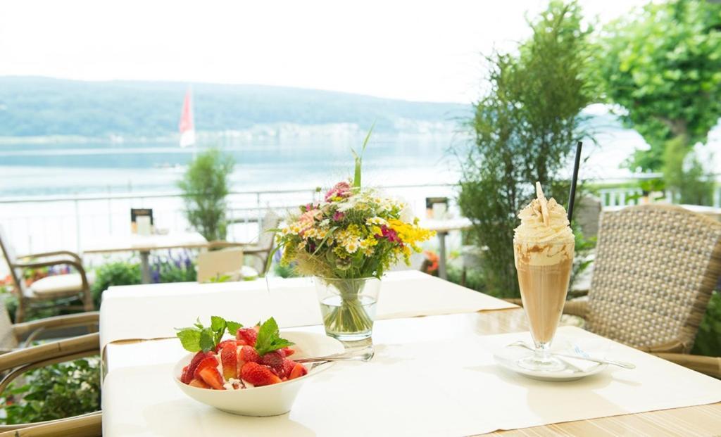 Strandhotel Loechnerhaus Reichenau Luaran gambar