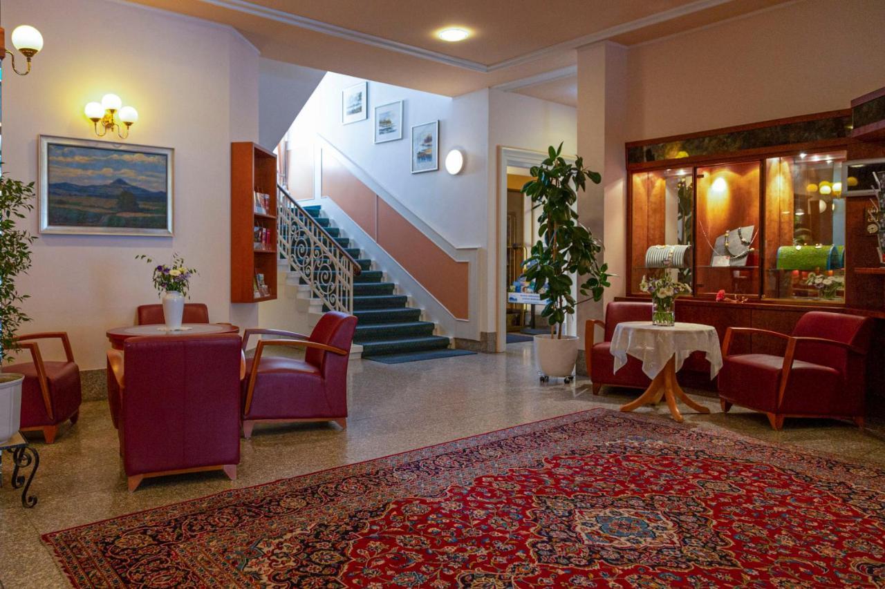 Strandhotel Loechnerhaus Reichenau Luaran gambar